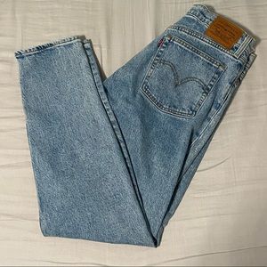 Levi wedgie jeans
